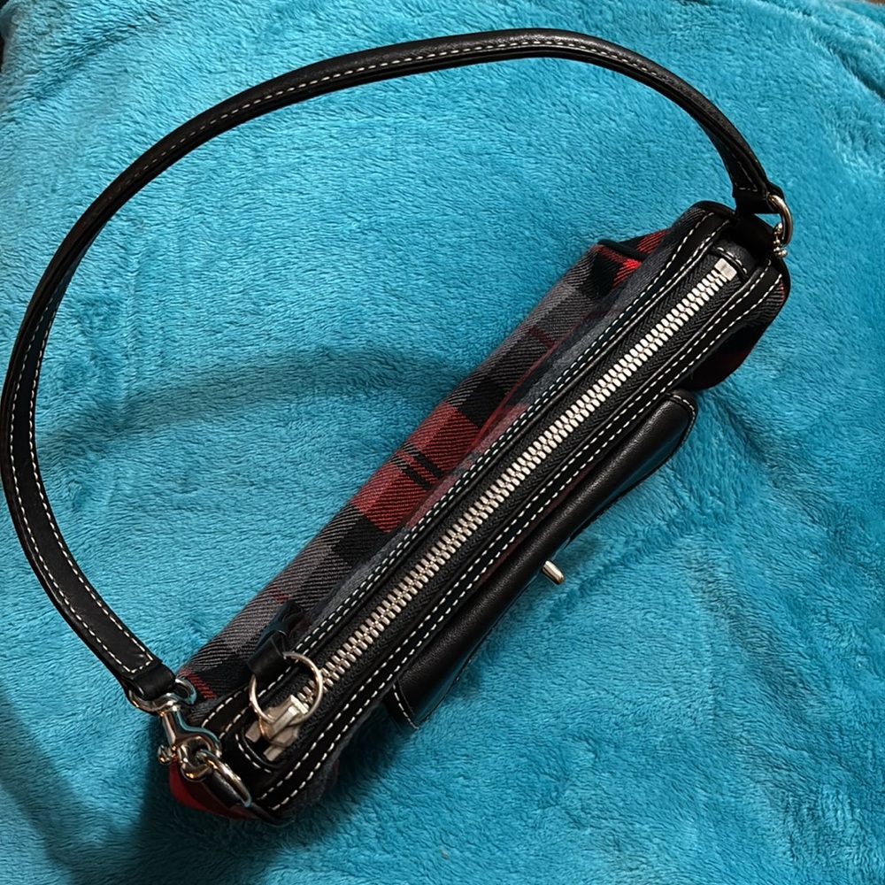 Coach Y2K Red Wool & Leather Tartan Plaid Demi Shoulder Bag Style 8824 Aug 2001 - Picture 11 of 12